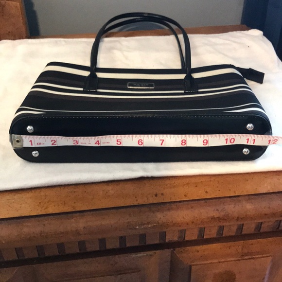 Kate spade purse - Picture 3 of 8